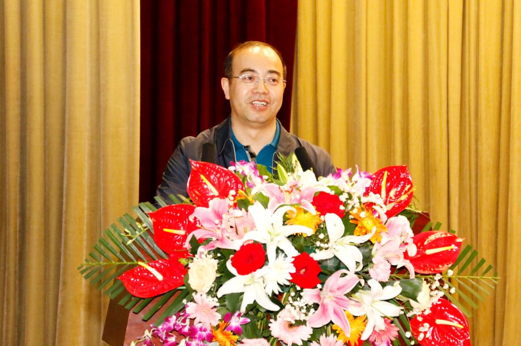 1466495008046028865.jpg 8.jpg