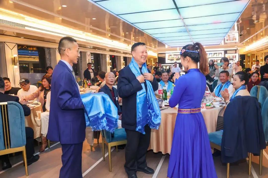 1637136556065064075.jpg 29.jpg