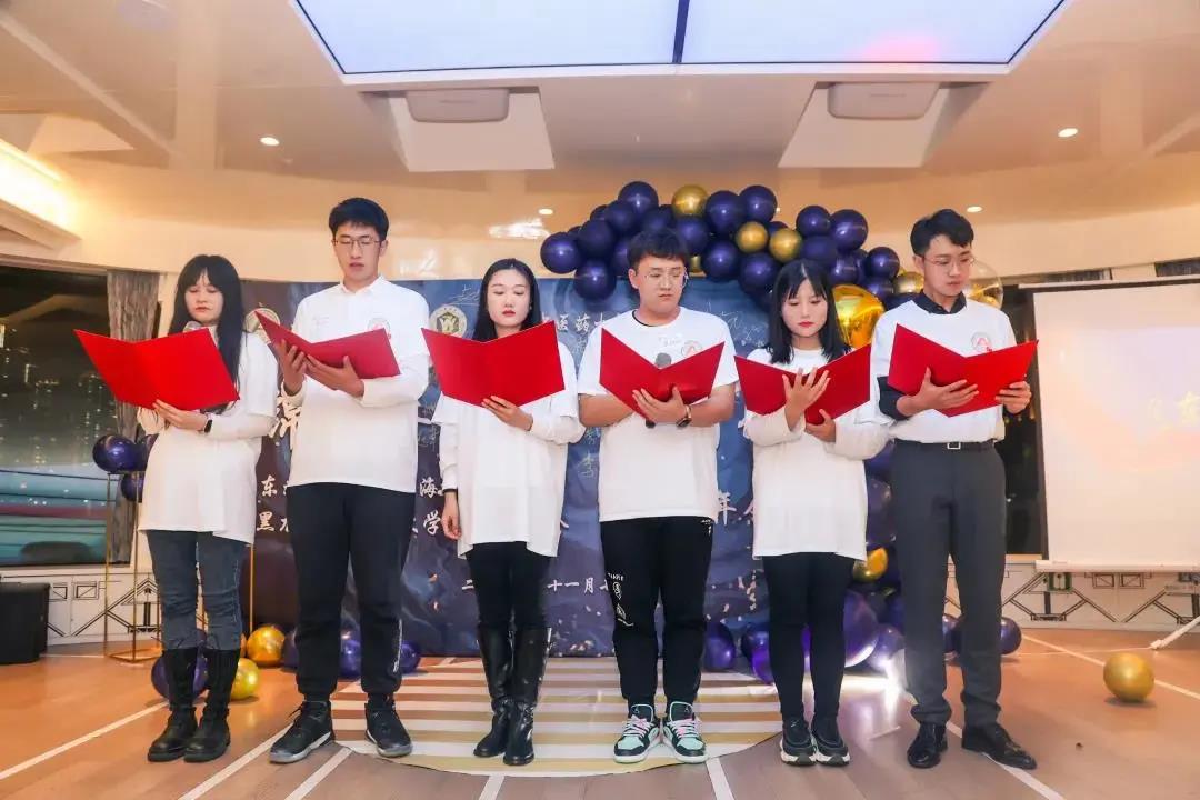 1637136563491075775.jpg 30.jpg