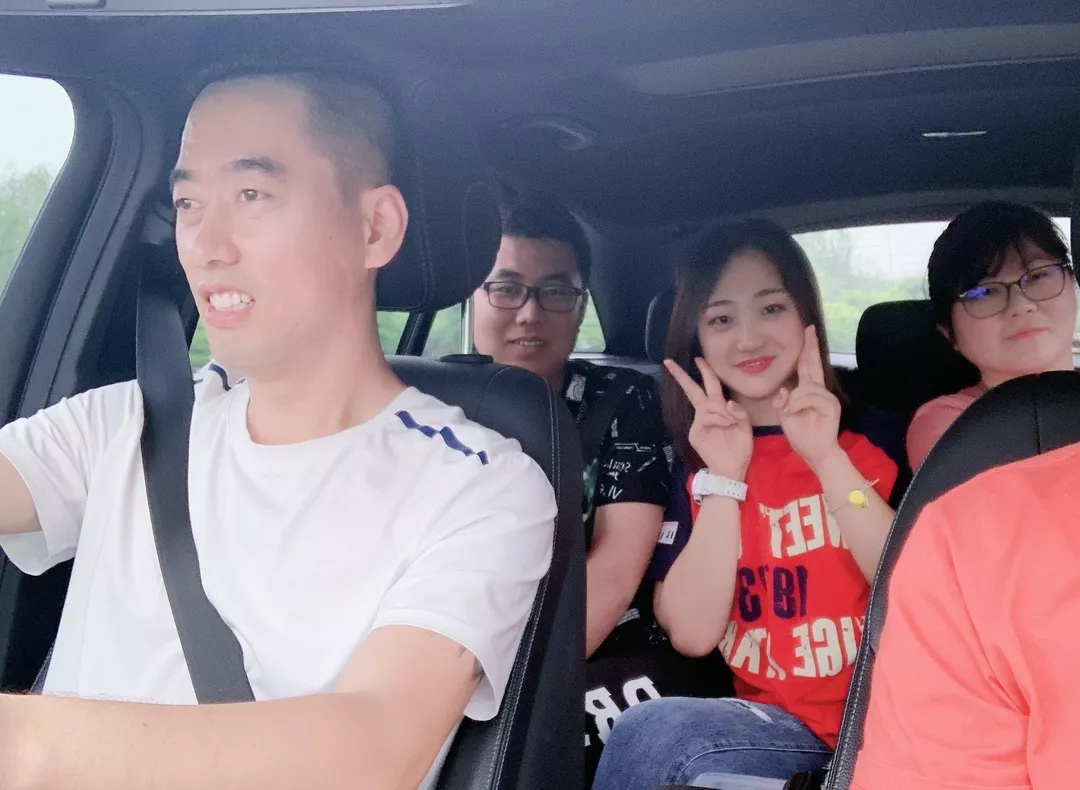 1558592296703080744.jpg 3.webp.jpg