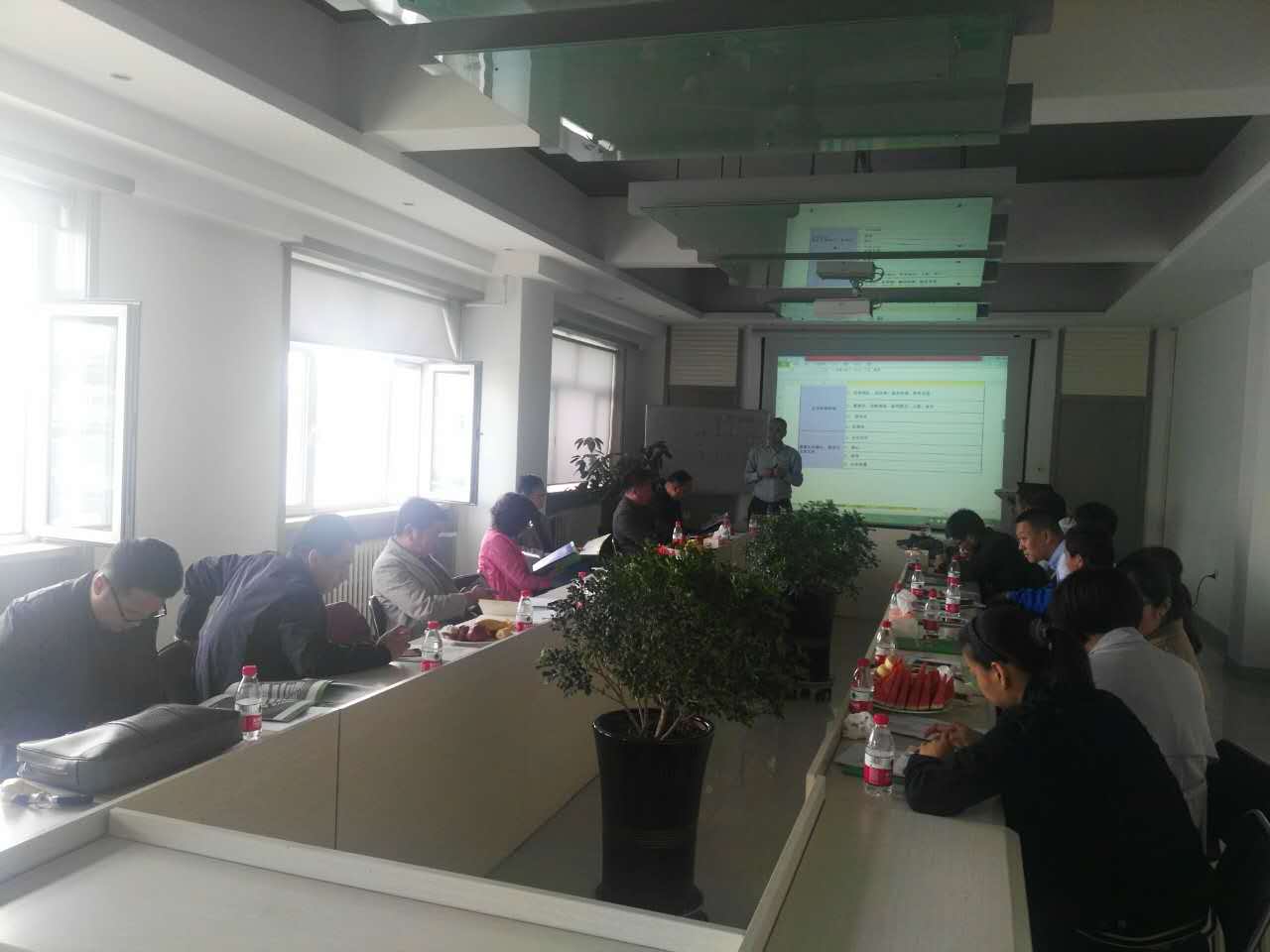 1496822036684025105.jpg 2.jpg