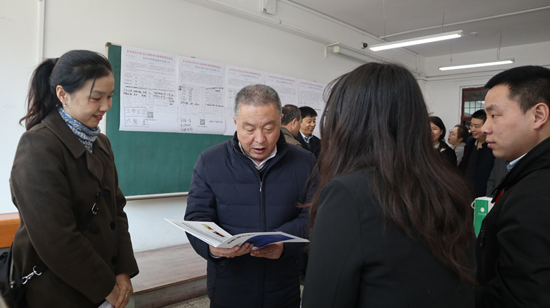 1554097340623091984.jpg IMG_0200.jpg