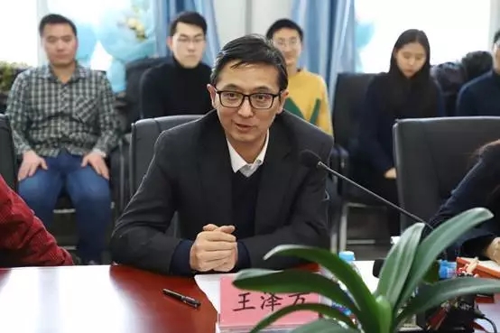 1548662786424065729.jpg 2.webp.jpg