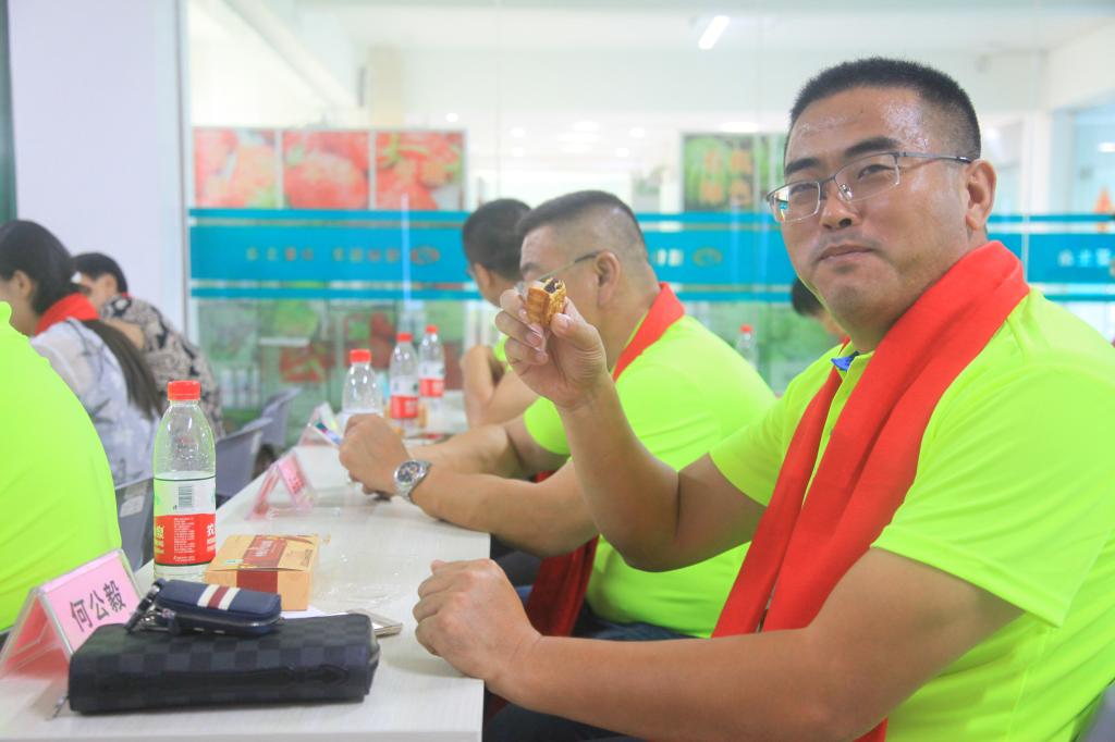 1508133057434024225.jpg 11.jpg