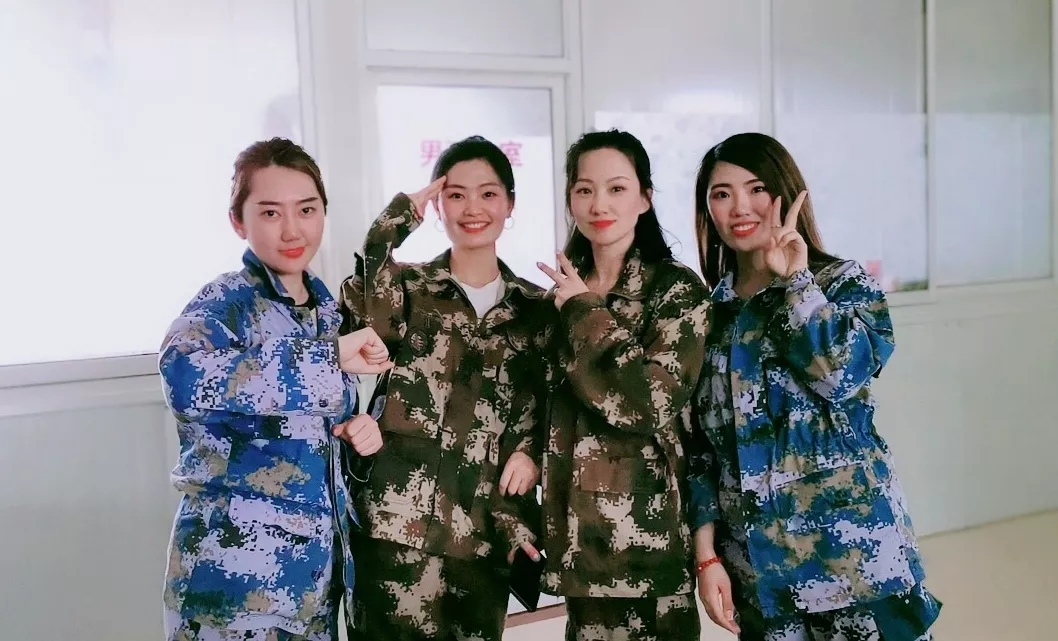 1558592361333006396.jpg 8.webp.jpg