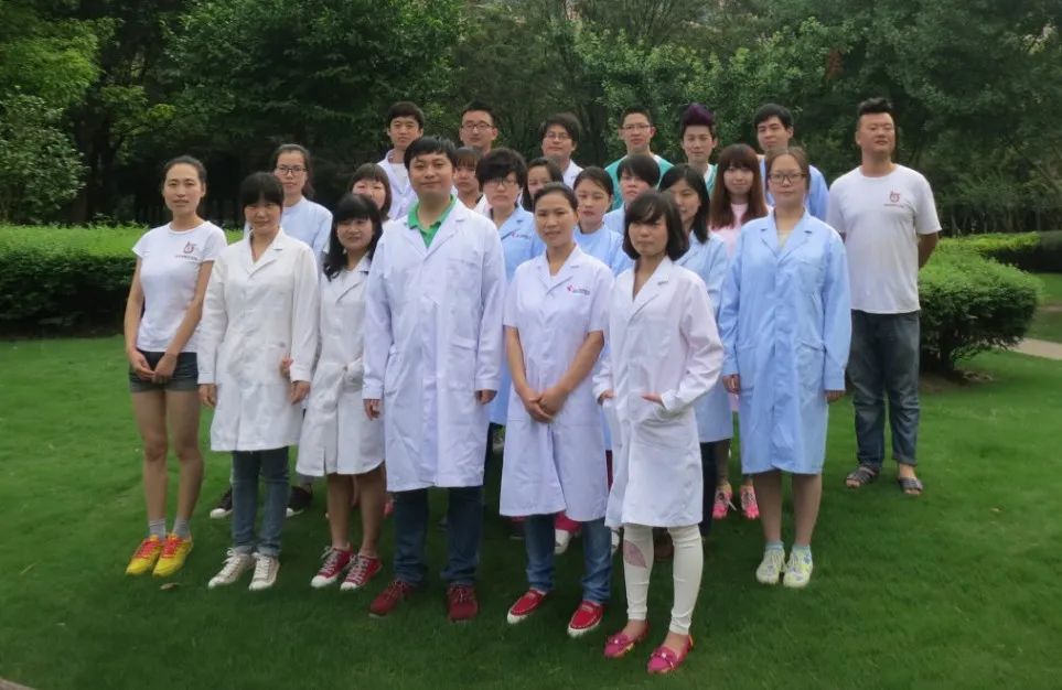 1648024003417043146.jpg 32.jpg